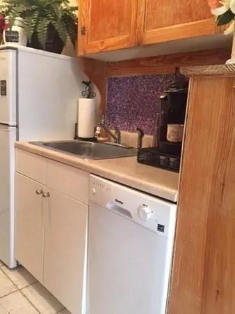 Studio bed, 1 bath apartment for rent at 66 Queensberry St Unit 416, Fenway — photo 6 of 13