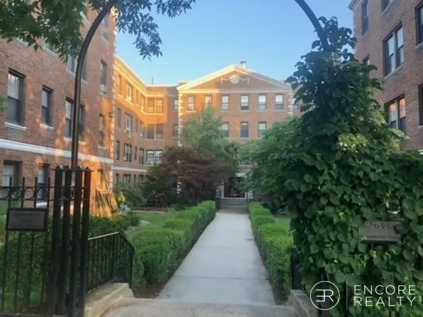 Studio bed, 1 bath apartment for rent at 66 Queensberry St Unit 416, Fenway — photo 11 of 13