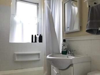 1 bed, 1 bath apartment for rent at 66 Queensberry Unit 421, Boston — photo 6 of 10
