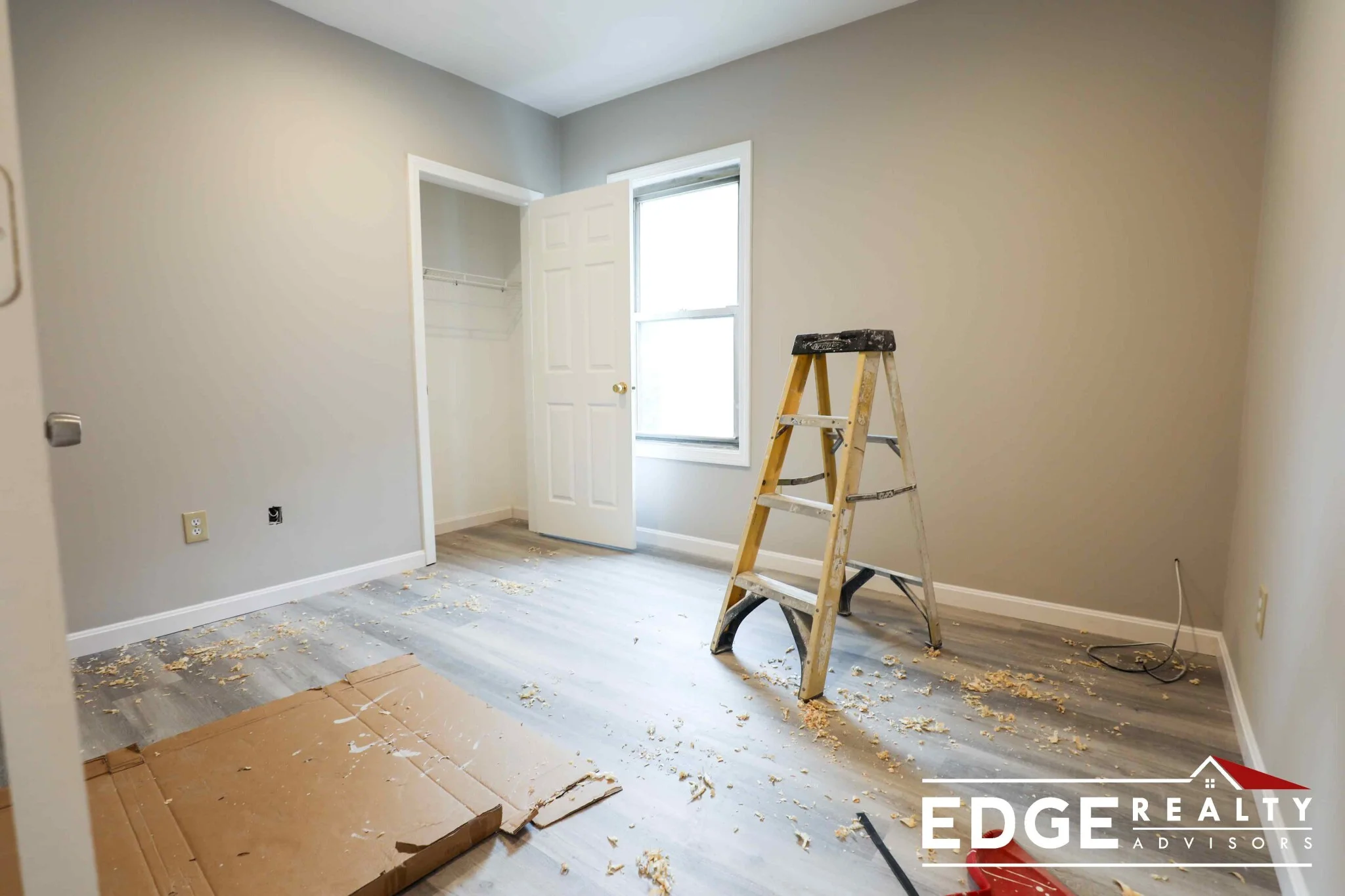 5 bed, 2 bath apartment for rent at 66 Quint Ave Unit 1, Allston — photo 7 of 7