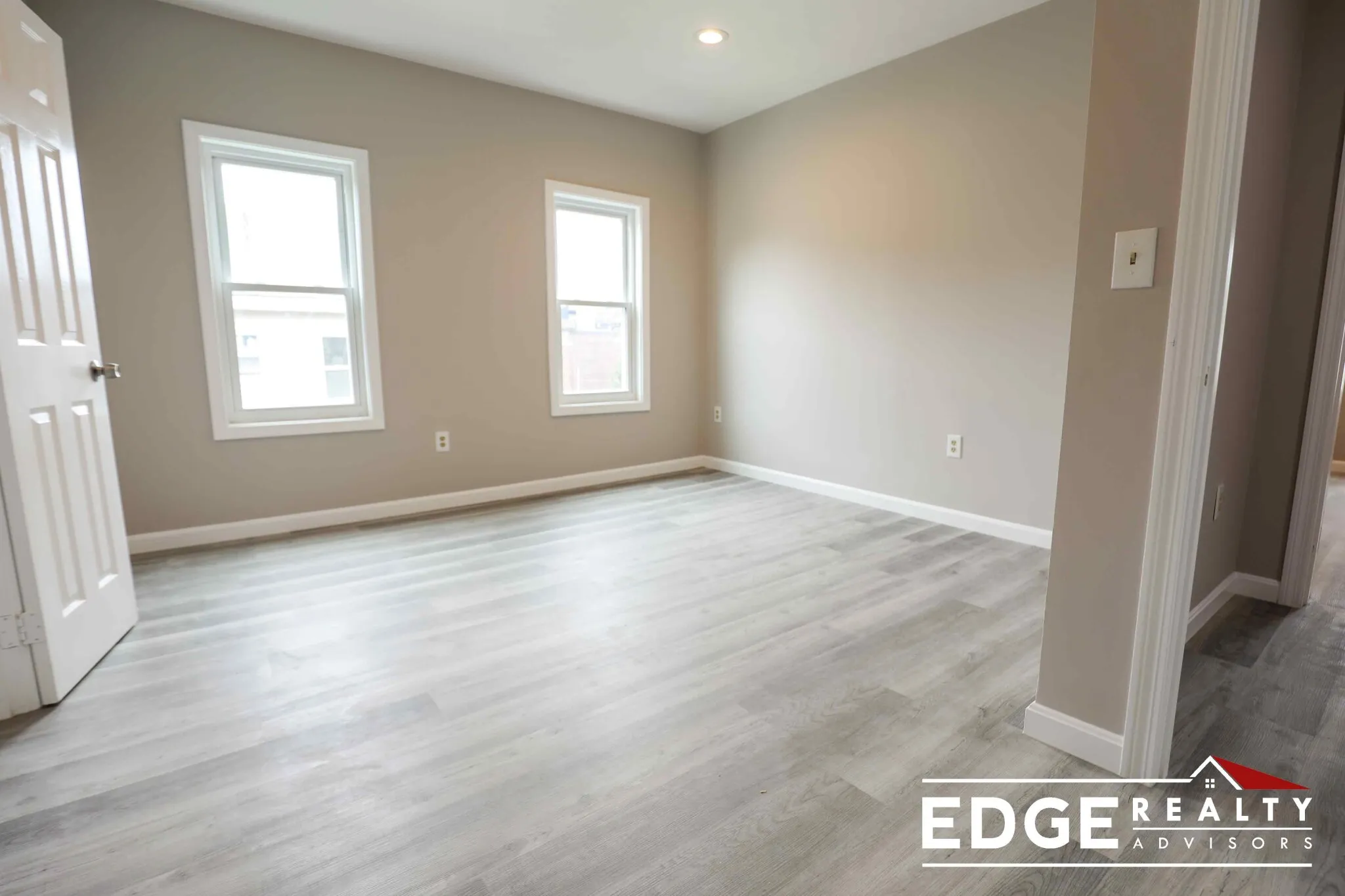 5 bed, 2.5 bath apartment for rent at 66 Quint Ave Unit 2, Brighton — photo 11 of 14
