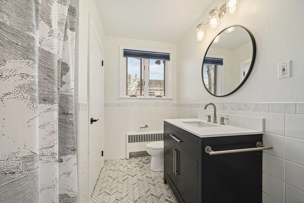 4 bed, 2 bath apartment for rent at 66 Roosevelt Rd Unit 66, Newton — photo 18 of 37