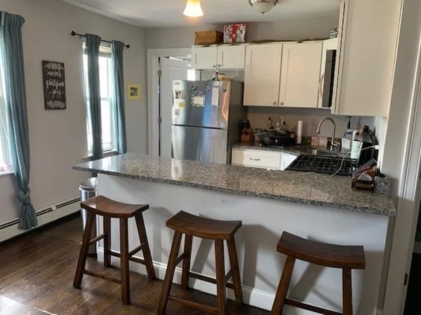 2 bed, 1 bath apartment for rent at 66 Safford Unit 3, Quincy — photo 2 of 7