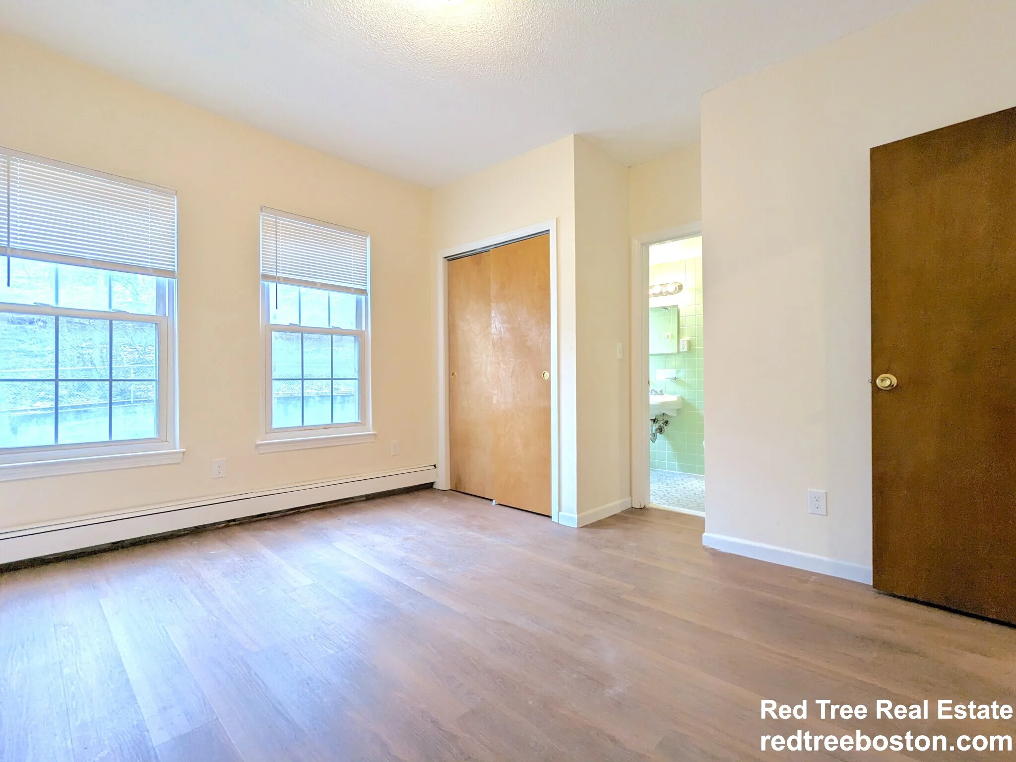 Studio bed, 1 bath apartment for rent at 66 South Huntington Ave Unit 1, Jamaica Plain — photo 1 of 9