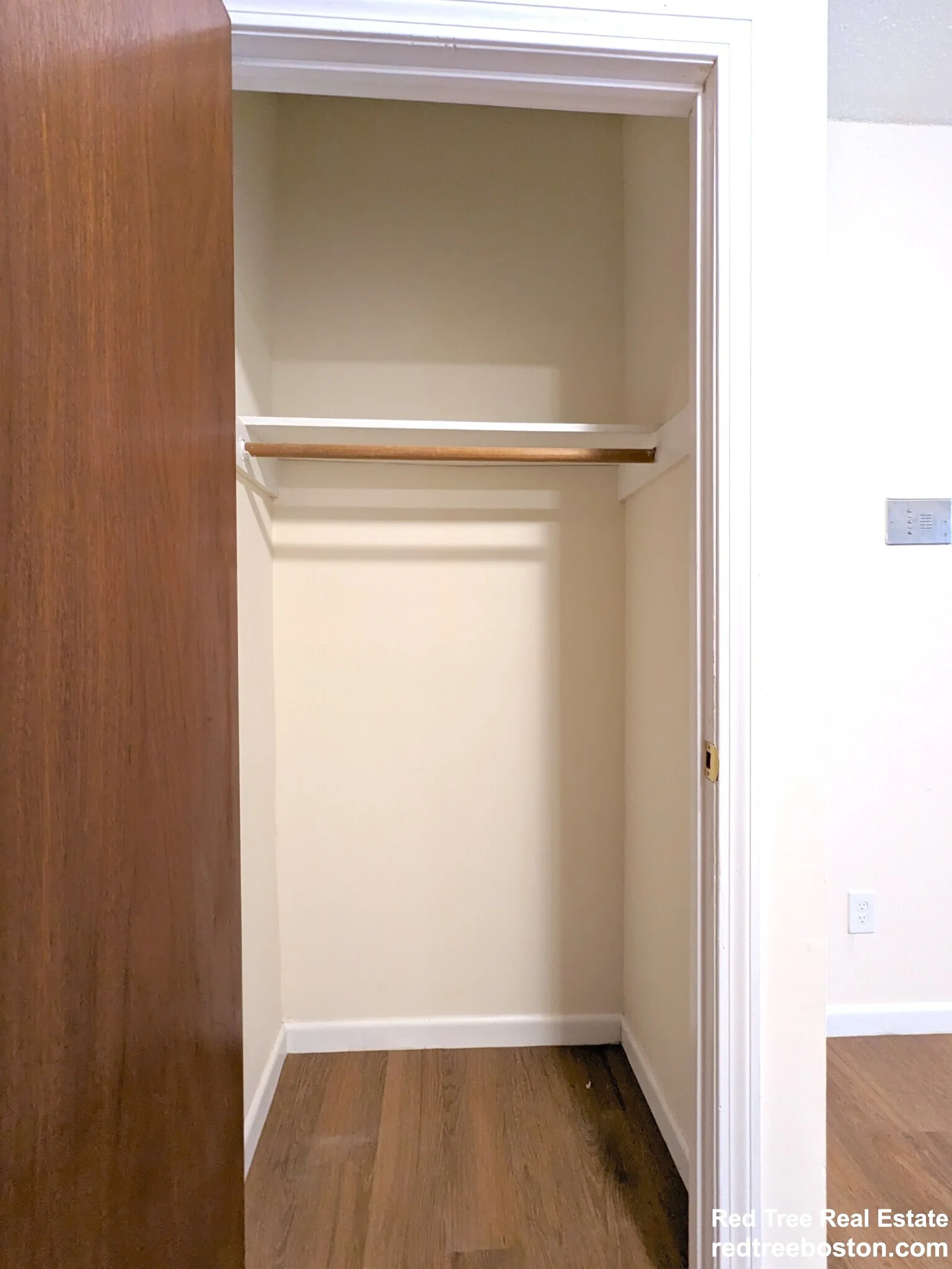 Studio bed, 1 bath apartment for rent at 66 South Huntington Ave Unit 1, Jamaica Plain — photo 7 of 9