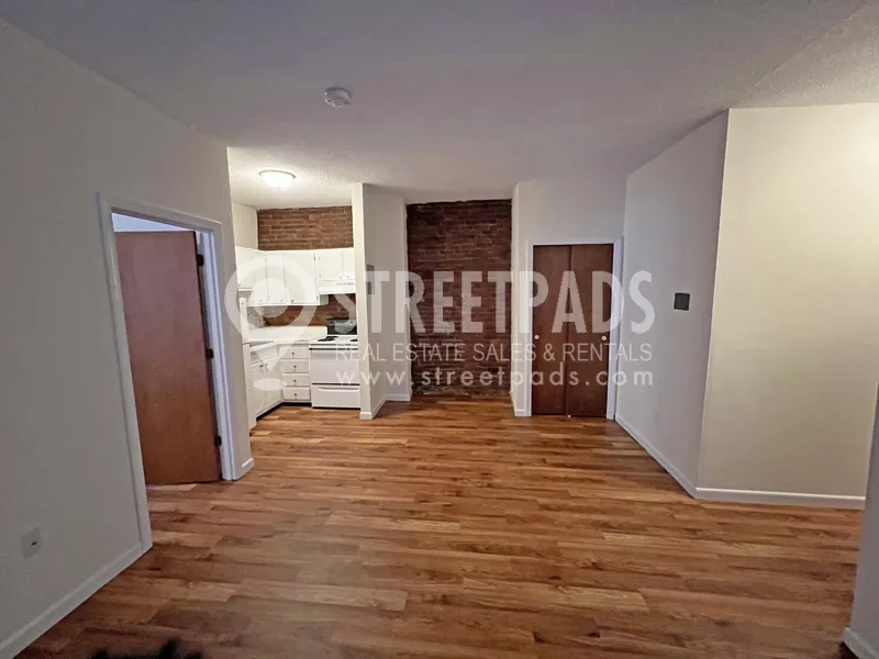 1 bed, 1 bath apartment for rent at 66 South Huntington Ave Unit 12, Mission Hill — photo 3 of 23