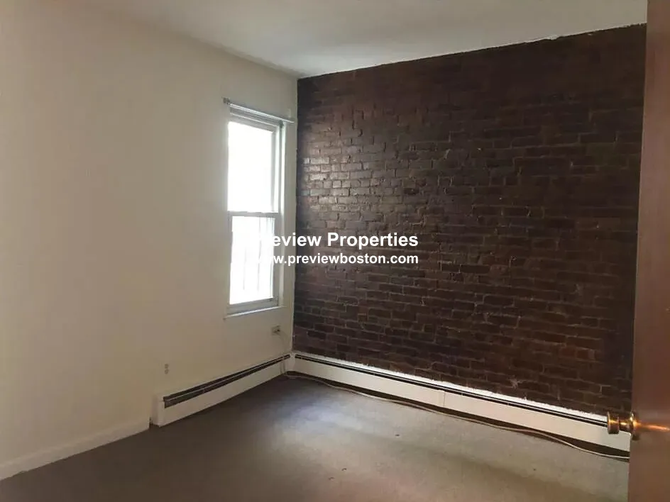 Studio bed, 1 bath apartment for rent at 66 South Huntington Ave Unit 1P, Jamaica Plain — photo 8 of 9
