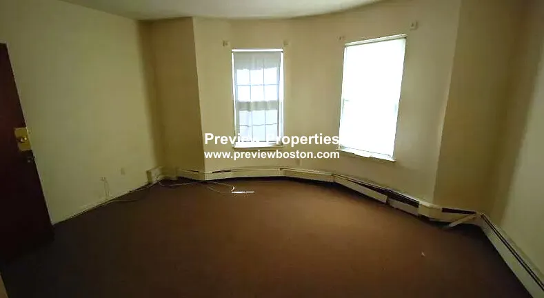 Studio bed, 1 bath apartment for rent at 66 South Huntington Ave Unit 1P, Jamaica Plain — photo 2 of 9