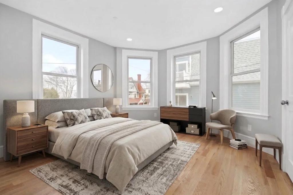 3 bed, 2 bath apartment for rent at 66 Stanley St Unit 2, Dorchester — photo 3 of 21