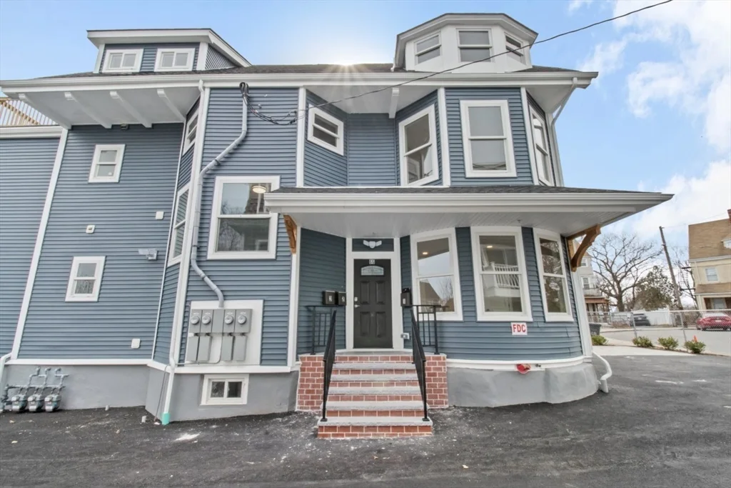3 bed, 2 bath apartment for rent at 66 Stanley St Unit 2, Dorchester — photo 17 of 21