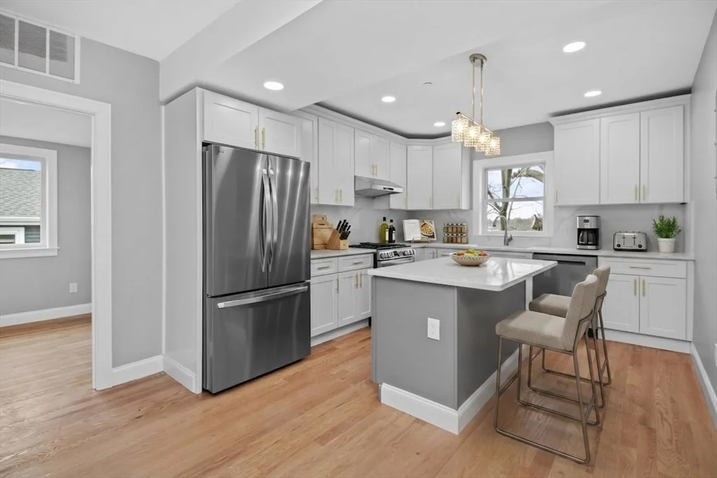 3 bed, 2 bath apartment for rent at 66 Stanley St Unit 2, Dorchester — photo 1 of 21