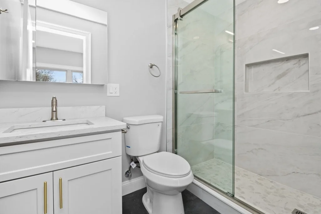 2 bed, 2 bath apartment for rent at 66 Stanley St Unit 3, Dorchester — photo 9 of 27