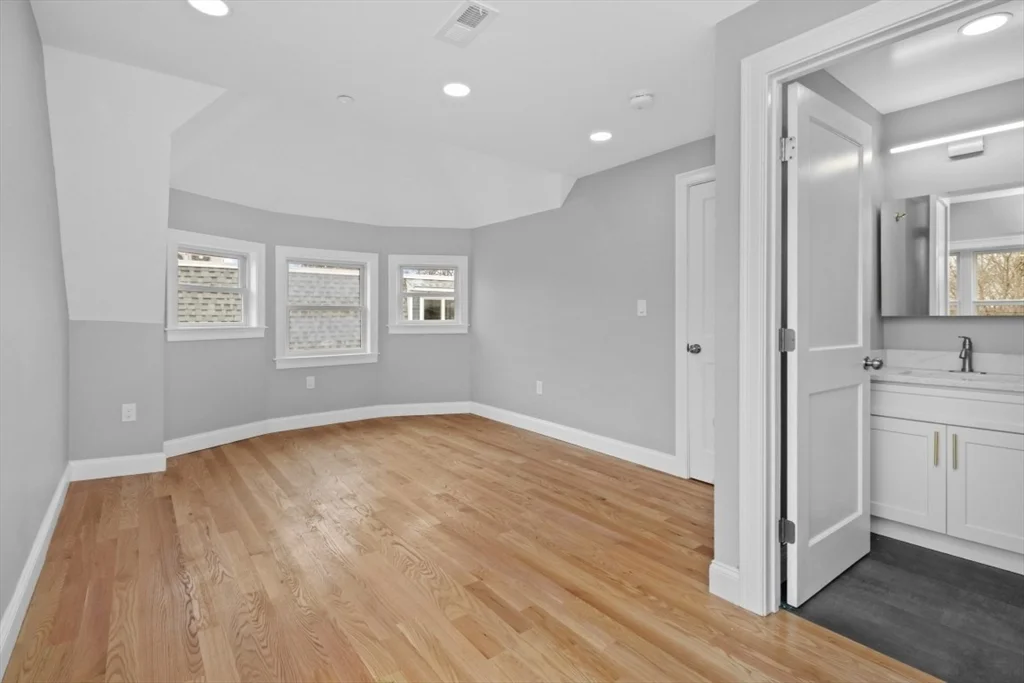 2 bed, 2 bath apartment for rent at 66 Stanley St Unit 3, Dorchester — photo 8 of 27