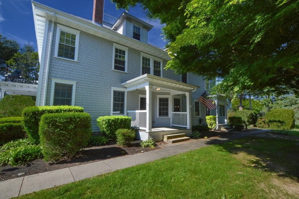 3 bed, 2 bath apartment for rent at 66 Tucker Ln Unit 2, Dartmouth — photo 1 of 29