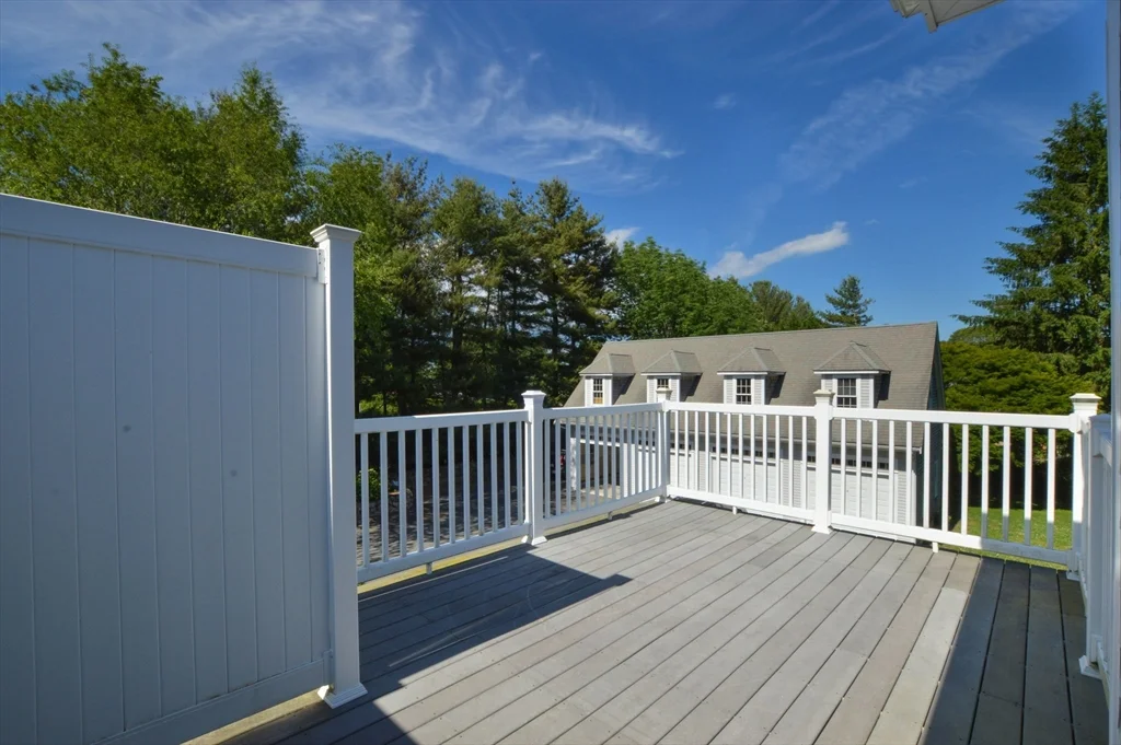 3 bed, 2 bath apartment for rent at 66 Tucker Ln Unit 2, Dartmouth — photo 23 of 29
