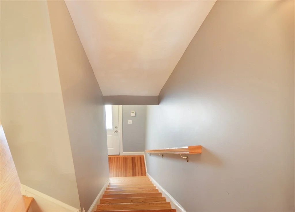 2 bed, 2 bath apartment for rent at 66 Tucker Ln Unit 3, Dartmouth — photo 8 of 27