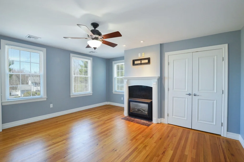 2 bed, 2 bath apartment for rent at 66 Tucker Ln Unit 3, Dartmouth — photo 14 of 27
