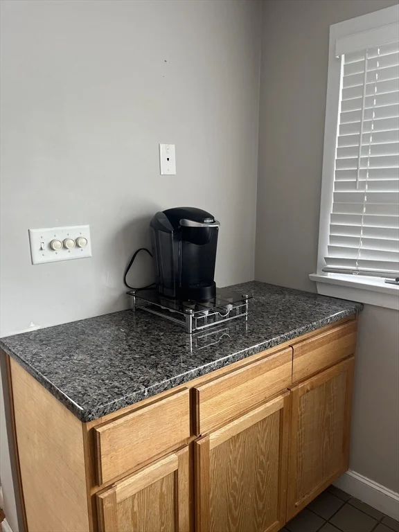 3 bed, 2 bath apartment for rent at 66 Vincent Drive Winter Rental Unit 66, East Braintree — photo 3 of 25