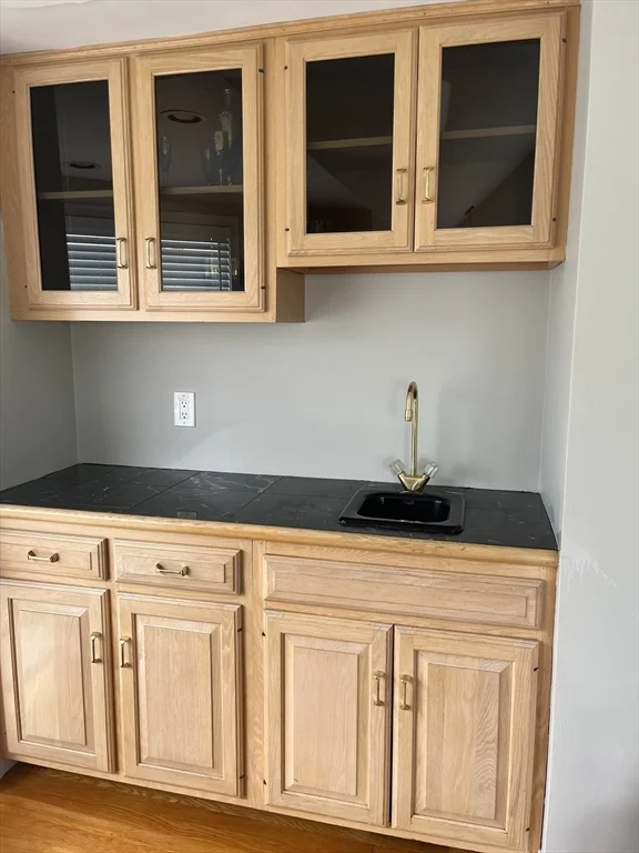 3 bed, 2 bath apartment for rent at 66 Vincent Drive Winter Rental Unit 66, East Braintree — photo 4 of 25