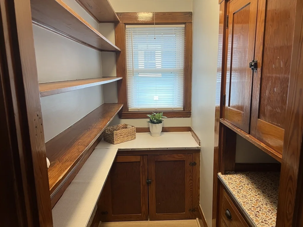 2 bed, 1 bath apartment for rent at 66 Waldemar Ave Unit 2, Winthrop — photo 8 of 18