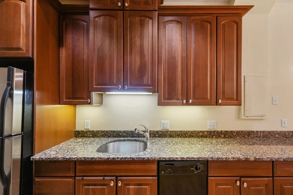 2 bed, 1 bath apartment for rent at 66 Waltham St Unit 41, South End — photo 7 of 28