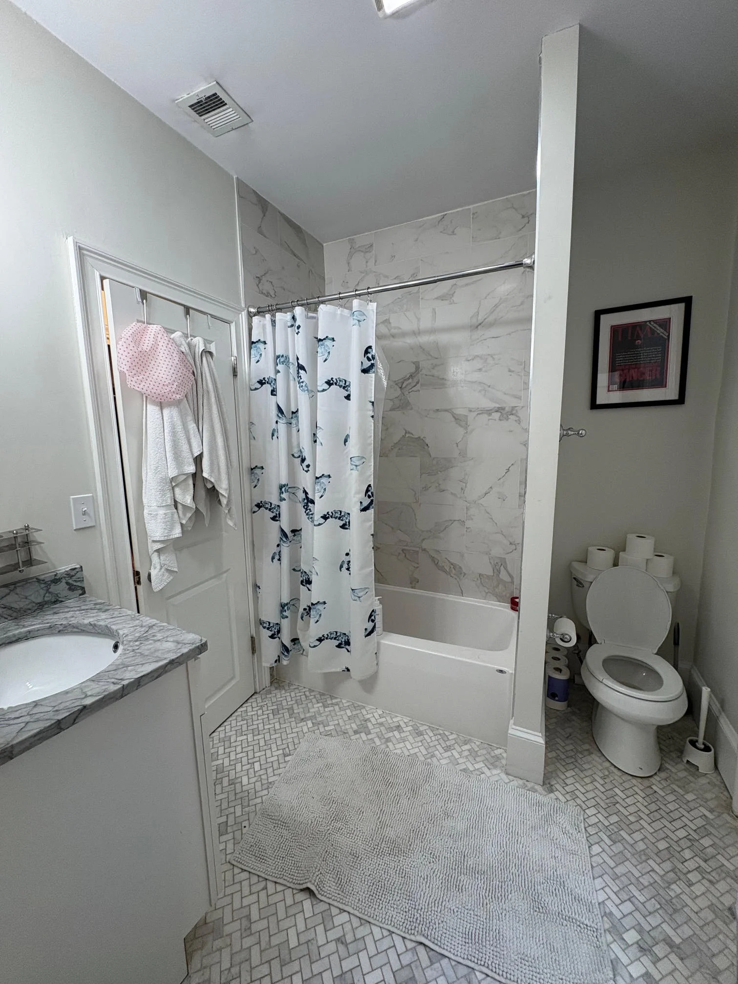 2 bed, 1 bath apartment for rent at 66 West Cedar St Unit 1-E, Beacon Hill — photo 3 of 7