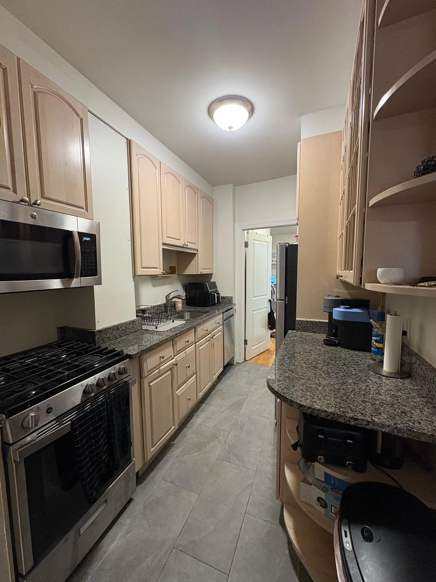 2 bed, 1 bath apartment for rent at 66 West Cedar St Unit 1-E, Beacon Hill — photo 7 of 7