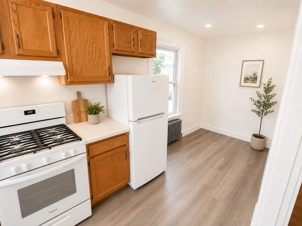 1 bed, 1 bath apartment for rent at 66 West St Unit 2, Northampton — photo 8 of 12