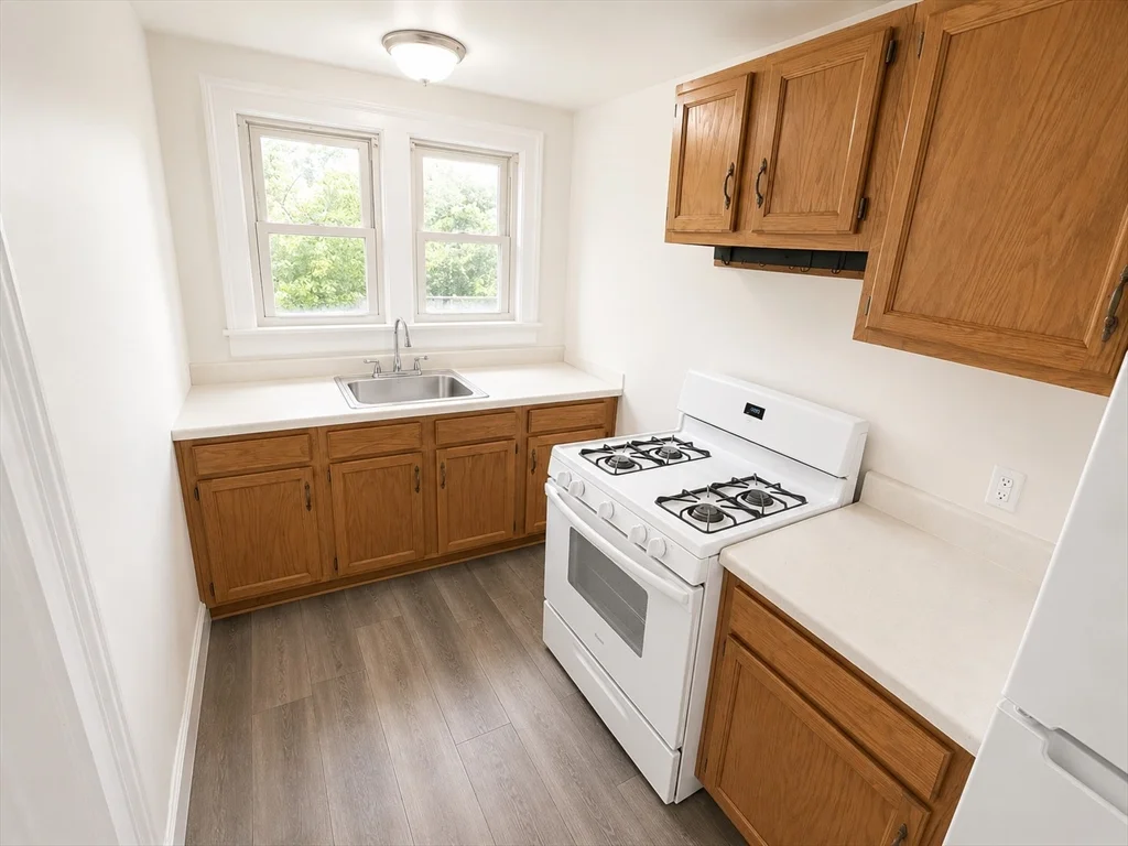 1 bed, 1 bath apartment for rent at 66 West St Unit 2, Northampton — photo 9 of 12
