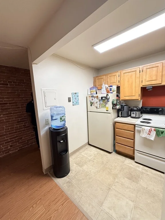 2 bed, 1 bath apartment for rent at 66 Westland Ave Unit 303, Fenway — photo 6 of 17