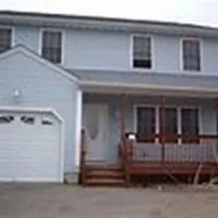 3 bed, 1 bath apartment for rent at 660 Boston Rd Unit 1, Pine Pt Bstn Rd — photo 1 of 8