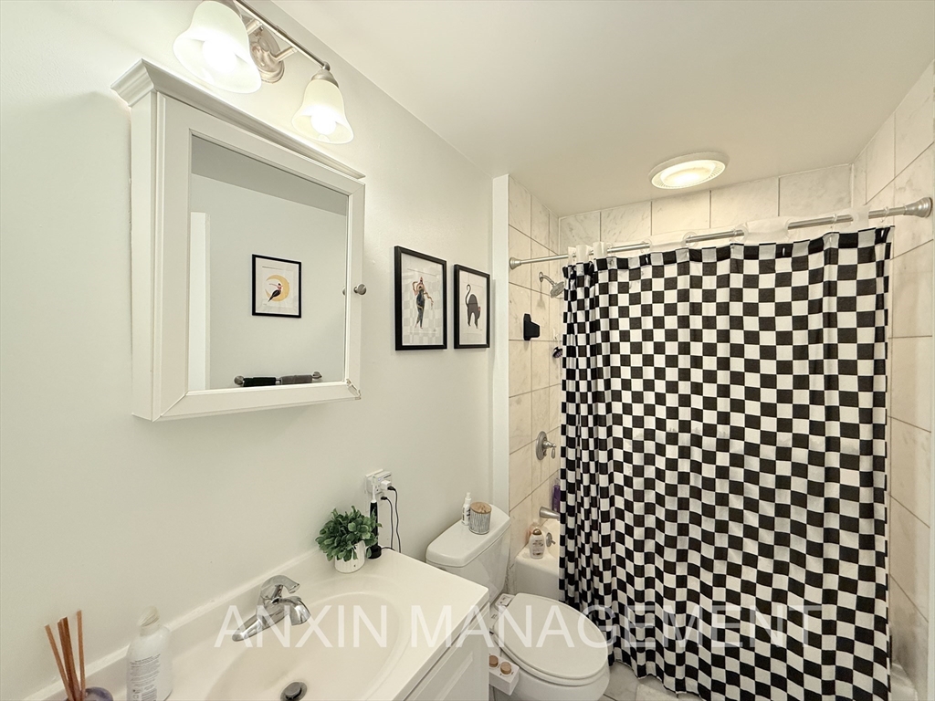 2 bed, 1 bath apartment for rent at 660 Cambridge St Unit 403, East Cambridge — photo 7 of 11