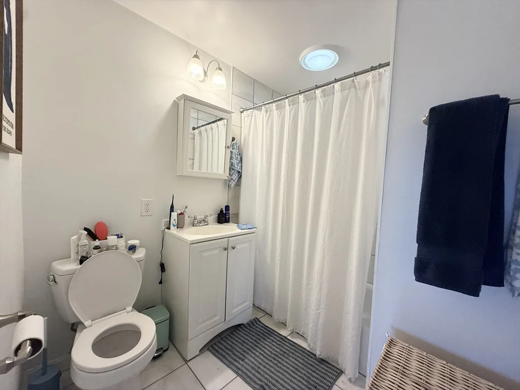 Studio bed, 1 bath apartment for rent at 660 Cambridge St Unit 404, Kendall Square — photo 10 of 14