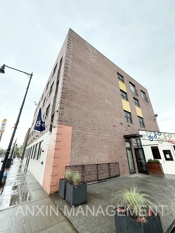 Studio bed, 1 bath apartment for rent at 660 Cambridge St Unit 404, Kendall Square — photo 14 of 14
