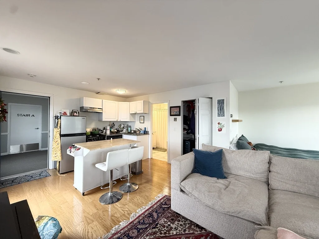 Studio bed, 1 bath apartment for rent at 660 Cambridge St Unit 404, Kendall Square — photo 1 of 14