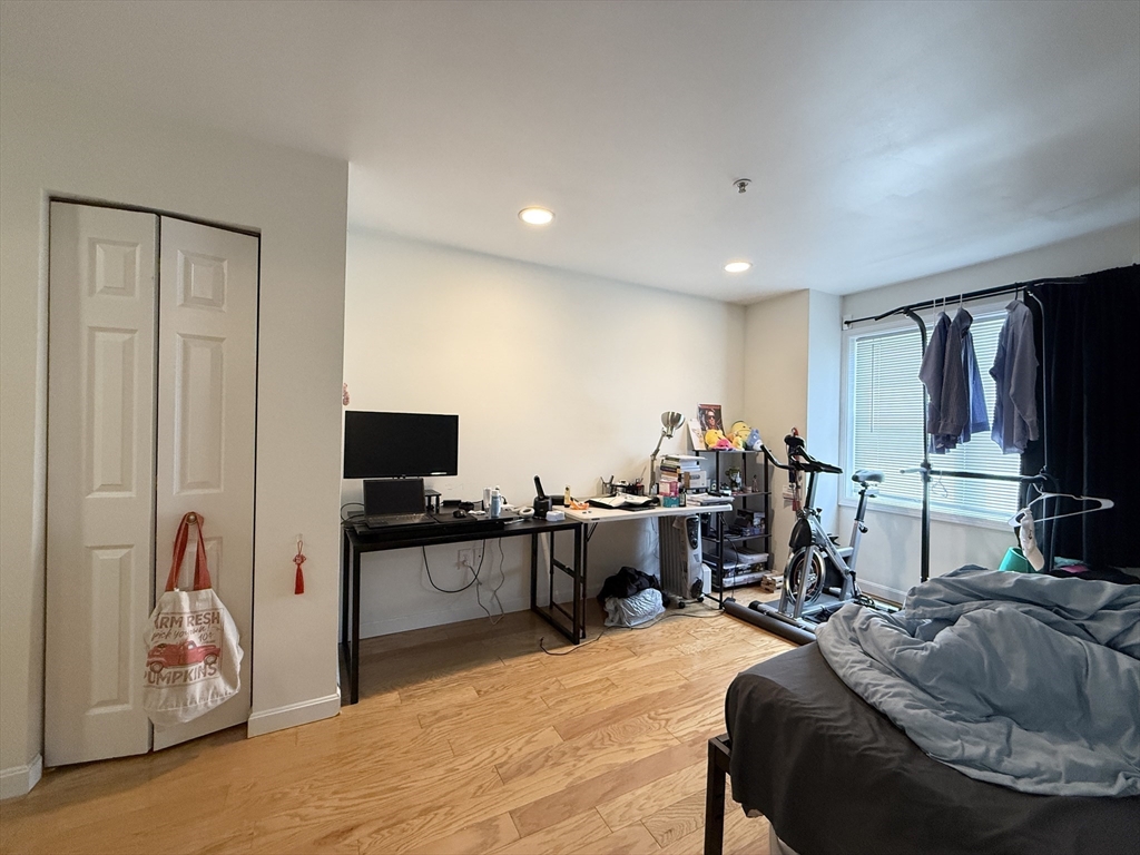 Studio bed, 1 bath apartment for rent at 660 Cambridge St Unit 405, East Cambridge — photo 3 of 7