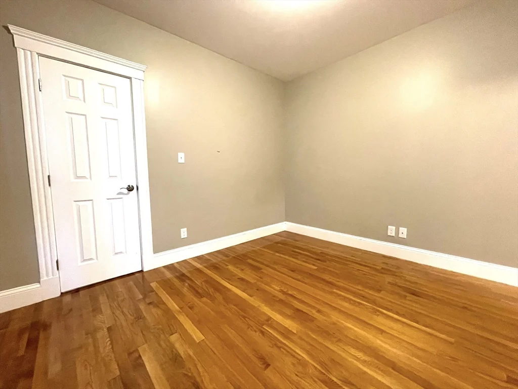 Studio bed, 1 bath apartment for rent at 660 Huntington Ave Unit 17, Mission Hill — photo 4 of 10