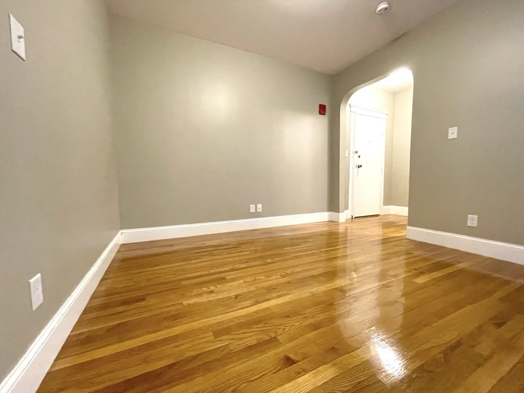 Studio bed, 1 bath apartment for rent at 660 Huntington Ave Unit 17, Mission Hill — photo 5 of 10