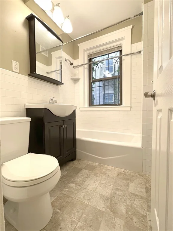 Studio bed, 1 bath apartment for rent at 660 Huntington Ave Unit 17, Mission Hill — photo 8 of 10