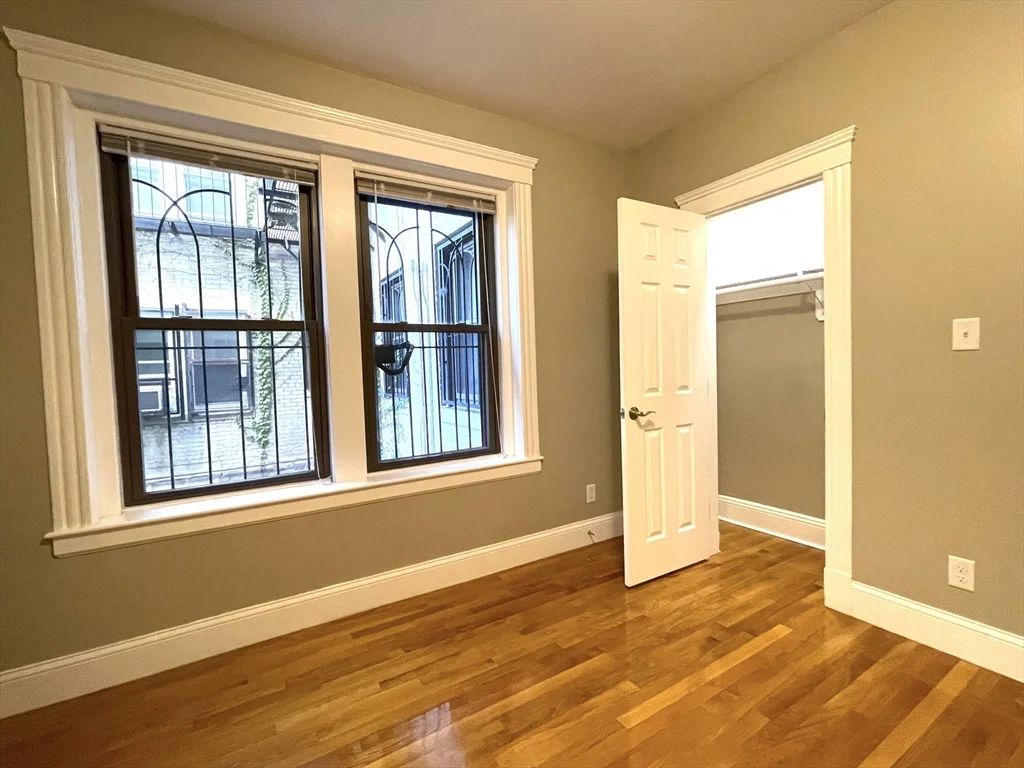 Studio bed, 1 bath apartment for rent at 660 Huntington Ave Unit 17, Mission Hill — photo 3 of 10