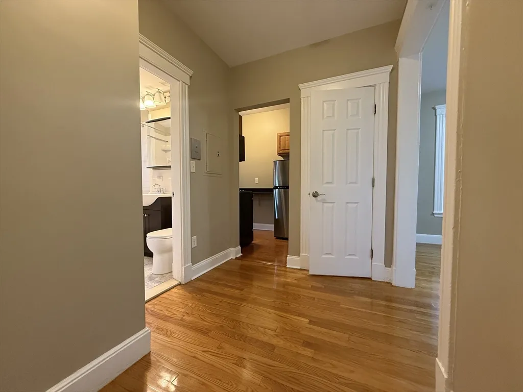 Studio bed, 1 bath apartment for rent at 660 Huntington Ave Unit 18, Mission Hill