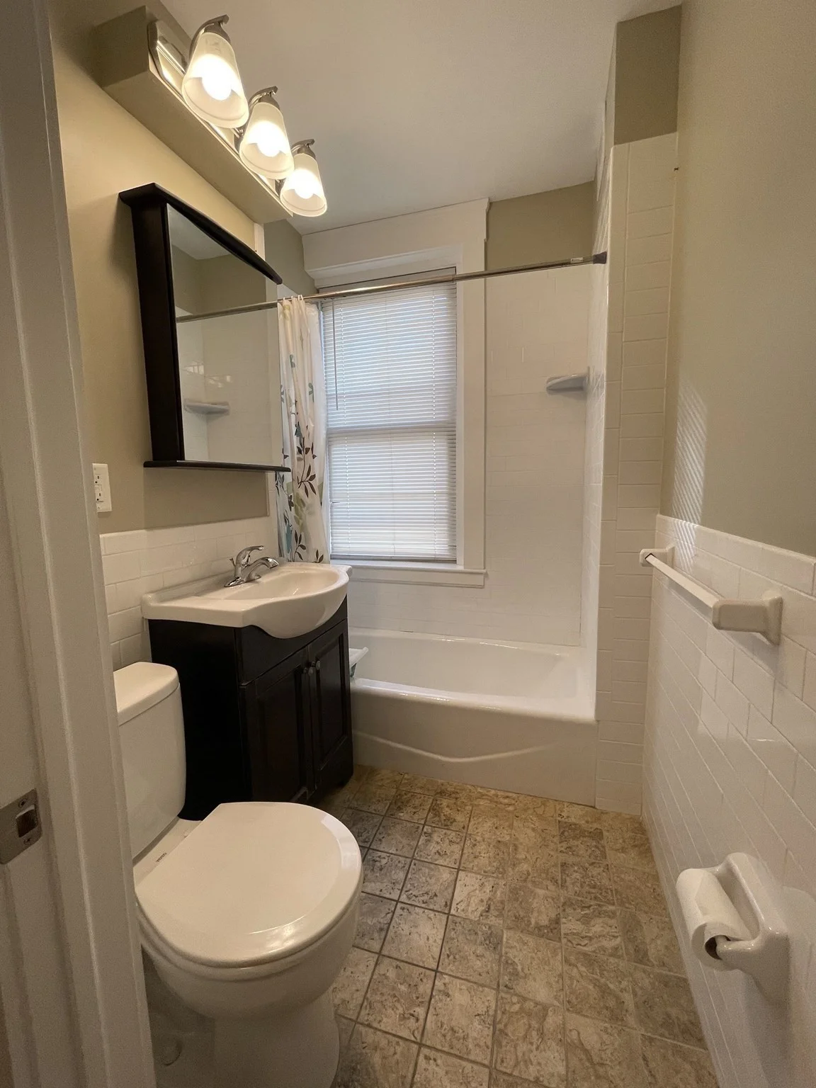 Studio bed, 1 bath apartment for rent at 660 Huntington Ave Unit 35, Mission Hill — photo 7 of 20