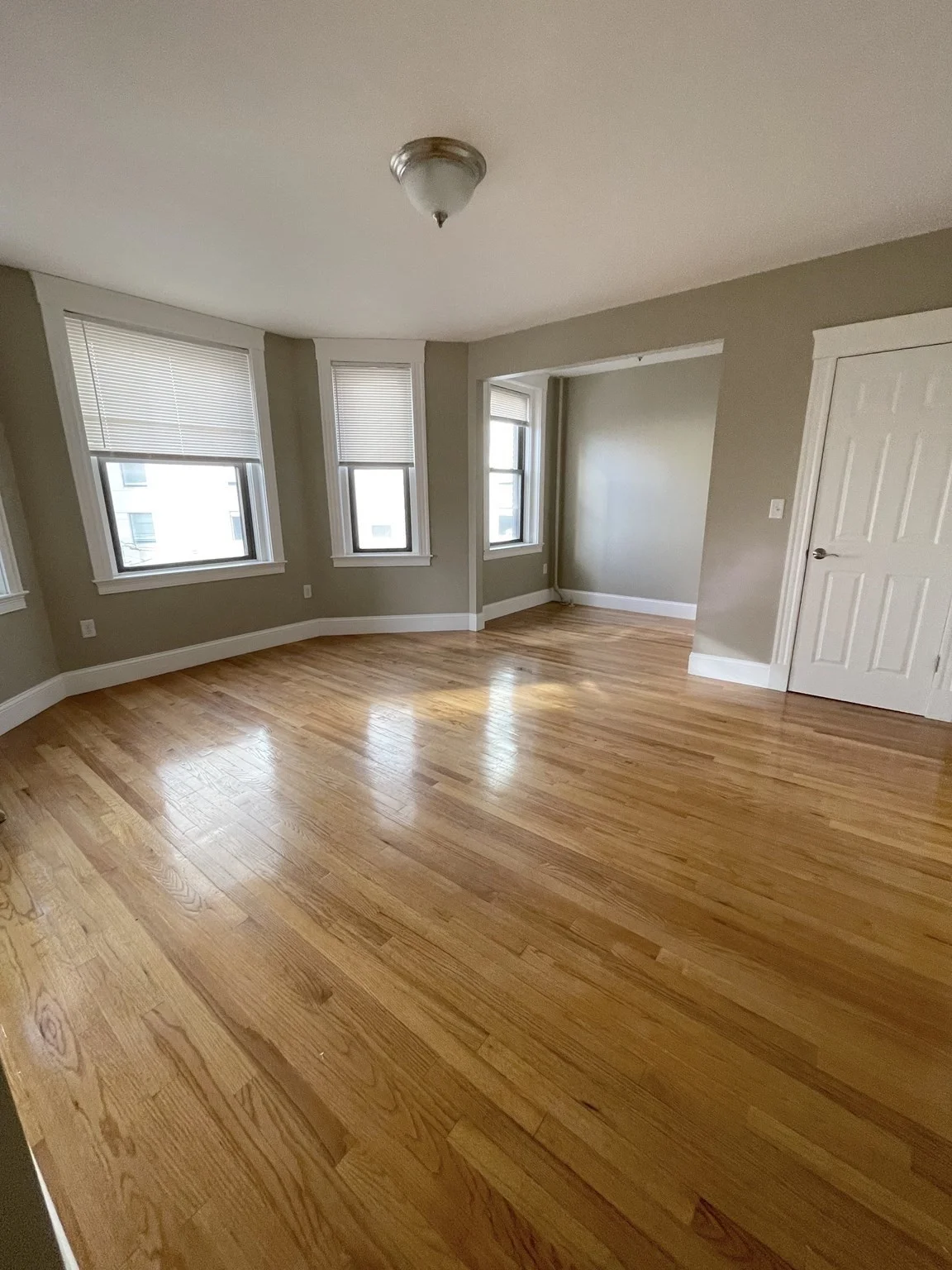 Studio bed, 1 bath apartment for rent at 660 Huntington Ave Unit 35, Mission Hill — photo 3 of 20