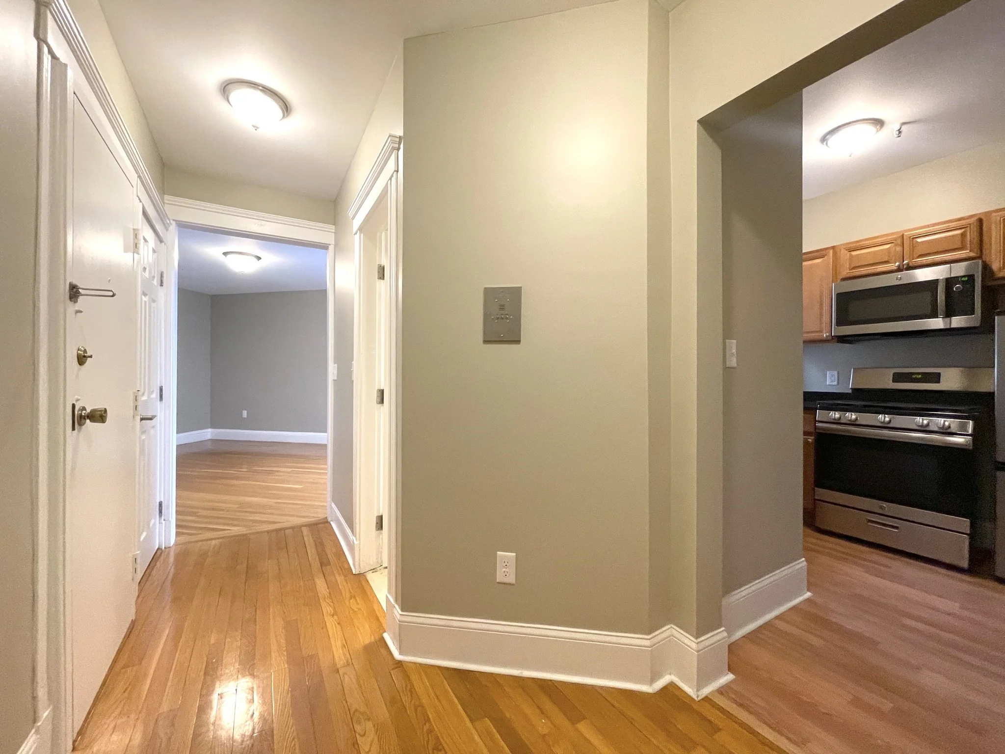 Studio bed, 1 bath apartment for rent at 660 Huntington Ave Unit 39, Mission Hill — photo 10 of 21