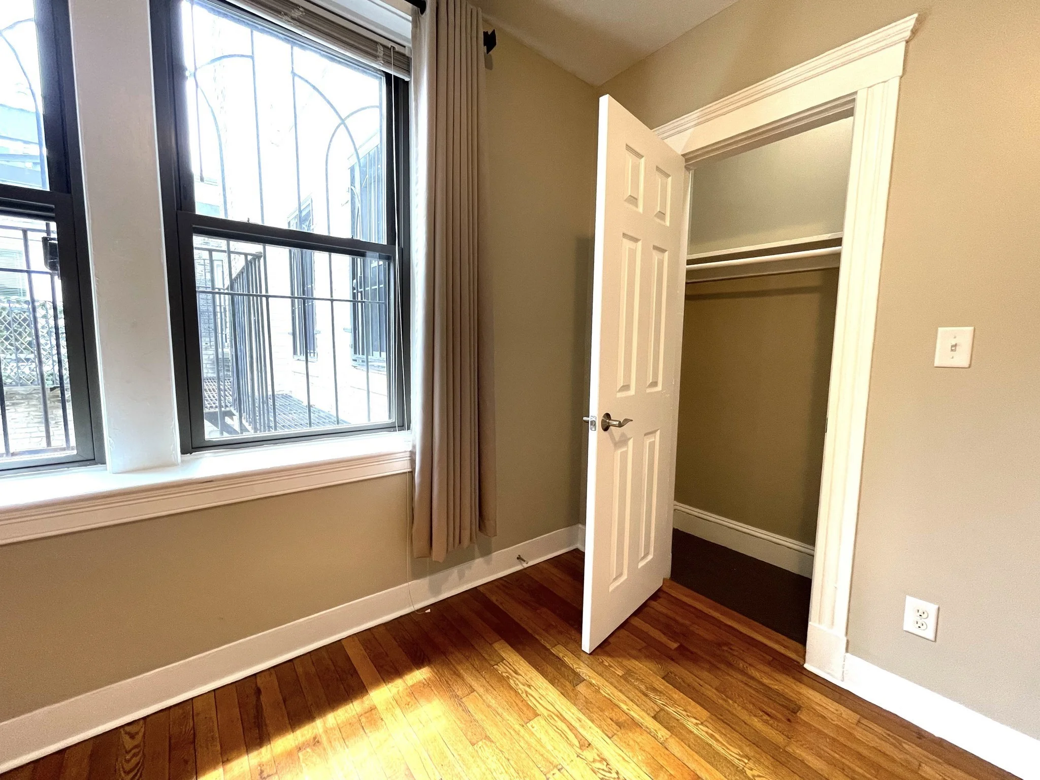 Studio bed, 1 bath apartment for rent at 660 Huntington Ave Unit 57, Mission Hill — photo 8 of 16