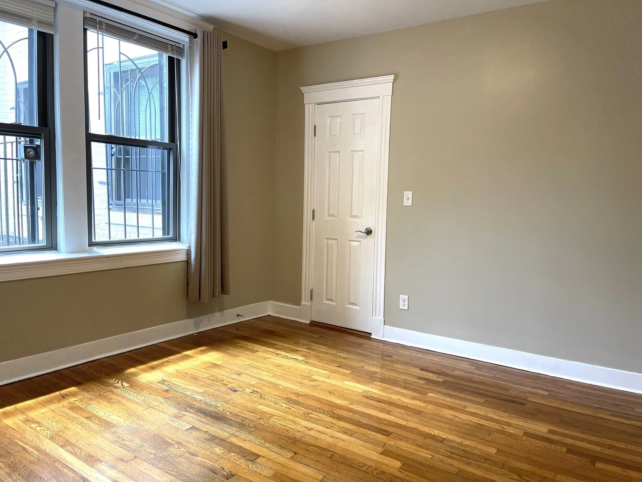 Studio bed, 1 bath apartment for rent at 660 Huntington Ave Unit 57, Mission Hill — photo 3 of 16