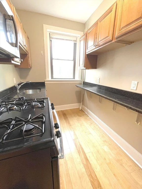 Studio bed, 1 bath apartment for rent at 660 Huntington Ave Unit 58, Mission Hill — photo 6 of 19