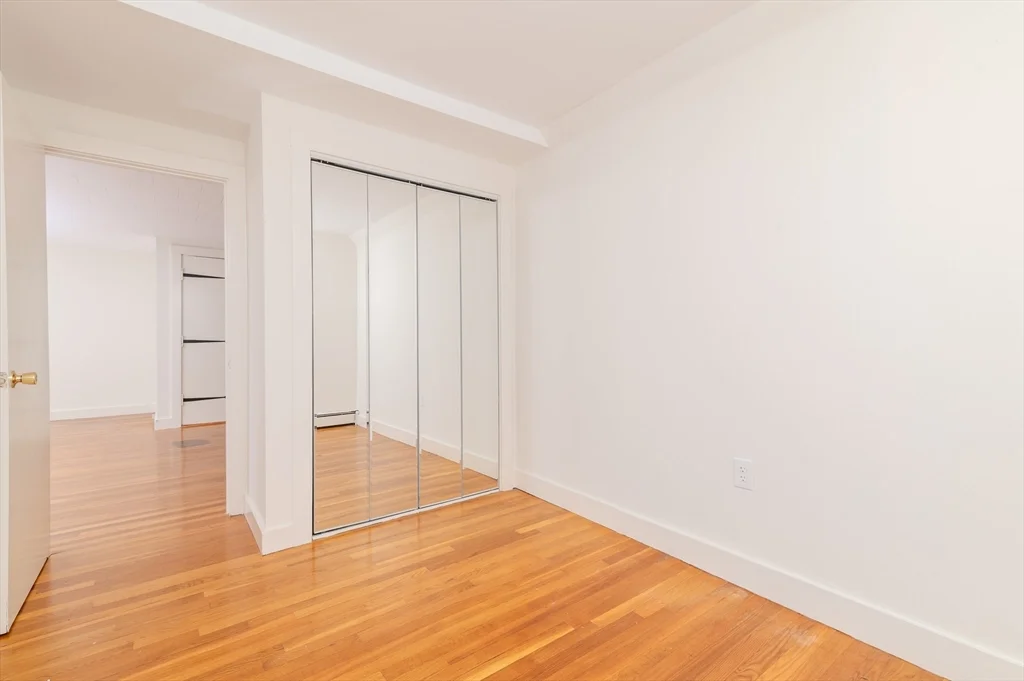 2 bed, 1 bath apartment for rent at 660 Jerusalem Rd Unit 4, North Cohasset — photo 13 of 24