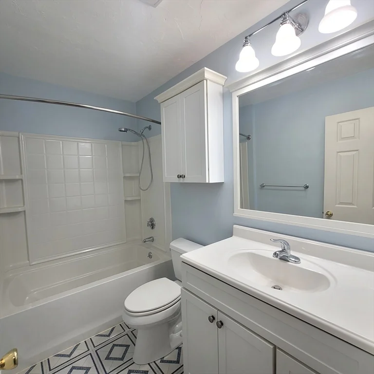 2 bed, 2 bath apartment for rent at 660 Union Unit 1C, East Braintree — photo 17 of 24