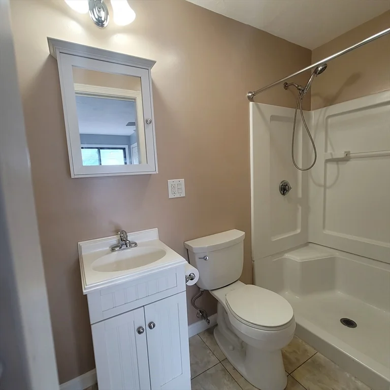 2 bed, 2 bath apartment for rent at 660 Union Unit 1C, East Braintree — photo 13 of 24